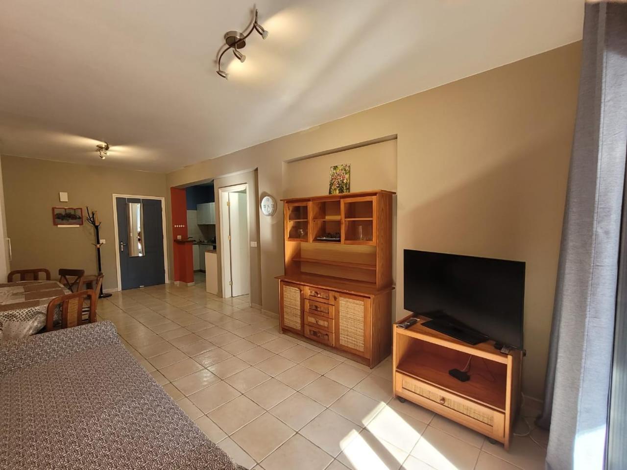 Limnaria Gardens Paphos, Near Beach Экстерьер фото