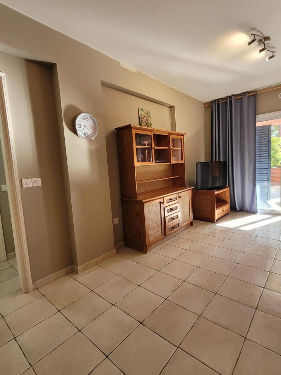 Limnaria Gardens Paphos, Near Beach Экстерьер фото